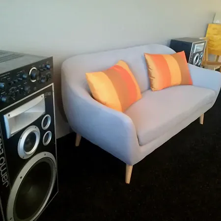 Apartment Modern Design Apartement With Great Location!!! *